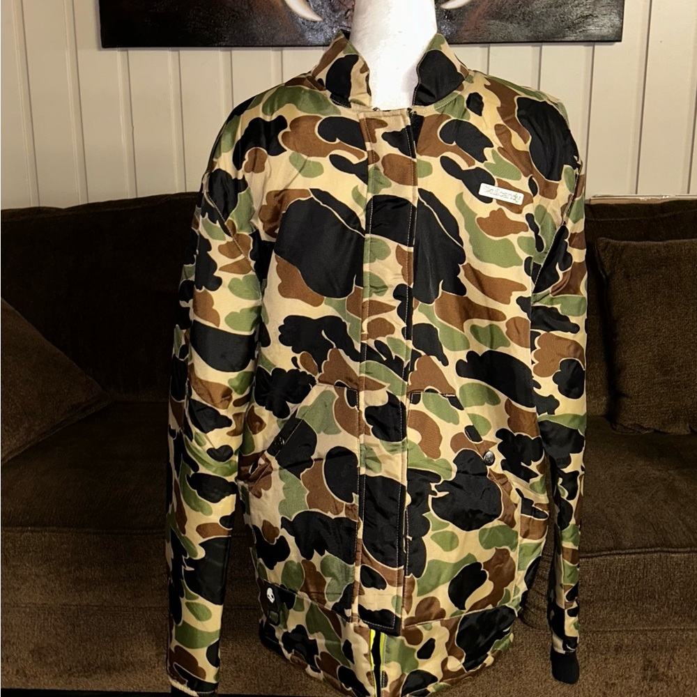 Skullcandy~ Men’s Size Large Camouflage Coat